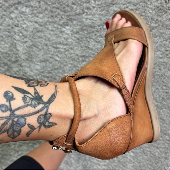 Miz Mooz wedge heel. Beautiful, soft leather. Size 40 - Picture 4 of 5